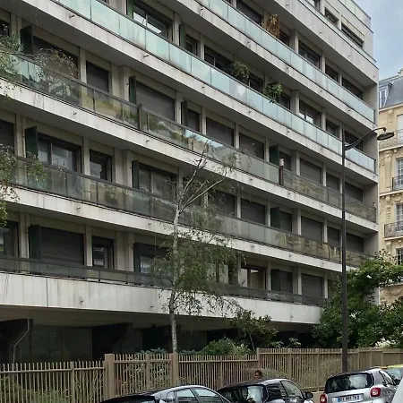 Un Bijou De 120 M 파리